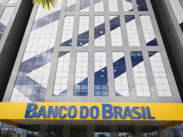 Banco do Brasil vai fechar agncias e demitir 5.000 funcionrios