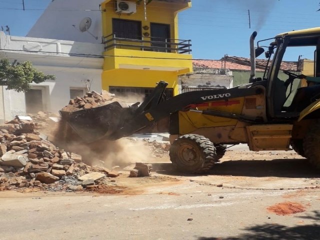 Floresta o trabalho da Prefeitura no para! 