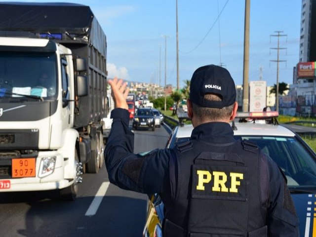 Nova lei de trnsito entra em vigor nesta segunda-feira (12)