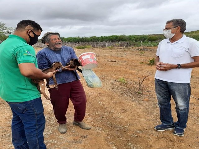 O suporte e a assistncia tcnica ao produtor rural  uma prioridade para a Gesto Municipal.