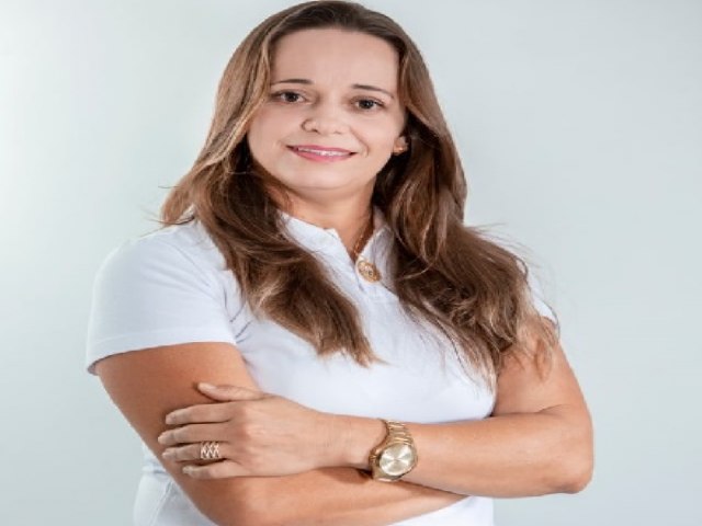 A vereadora Charlene Torres enviou nesta semana, um ofício ao Deputado estadual licenciado, o secretário de Turismo e Lazer de Pernambuco, Rodrigo Novaes,