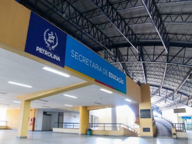 Prefeitura de Petrolina abre processo seletivo com mais de 300 vagas para área da Educação