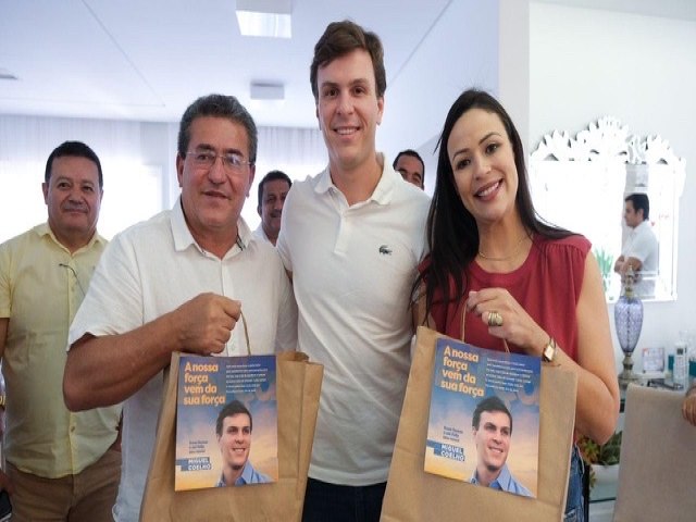 Miguel Coelho tem encontros com Marcia Conrado, Luciano Duque e Clebel