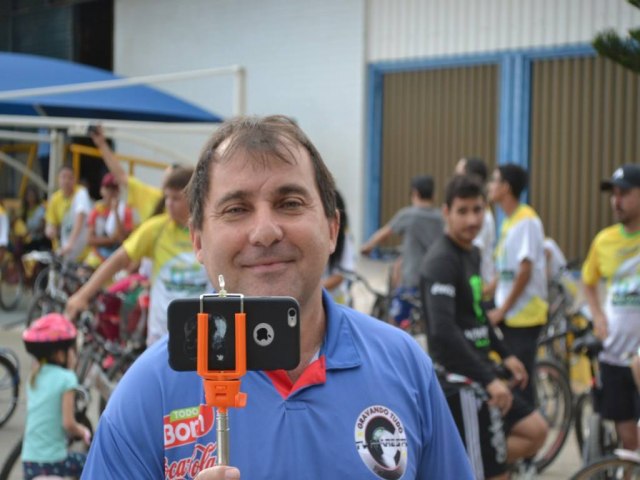 Aniversariante do Dia em Floresta-PE o Blogueiro e Repórter Cinematográfico Ronaldo Martins