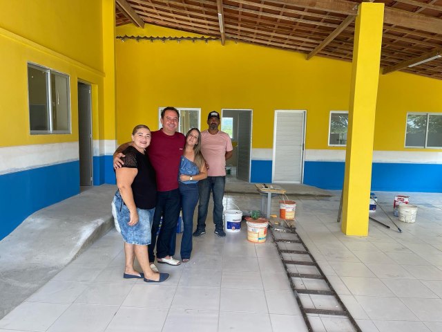 Prefeitura de Belém faz  reforma e ampliação da escola Padre Henrique na Faz. Canoa.