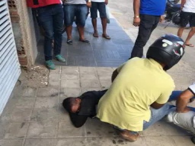 Confusão e ferimento com faca durante prisão de ladrão em Serra Talhada