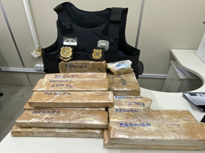 Policiais civis do Cear e Pernambuco apreendem cerca de 20 kg de supermaconha em operao conjunta em Salgueiro