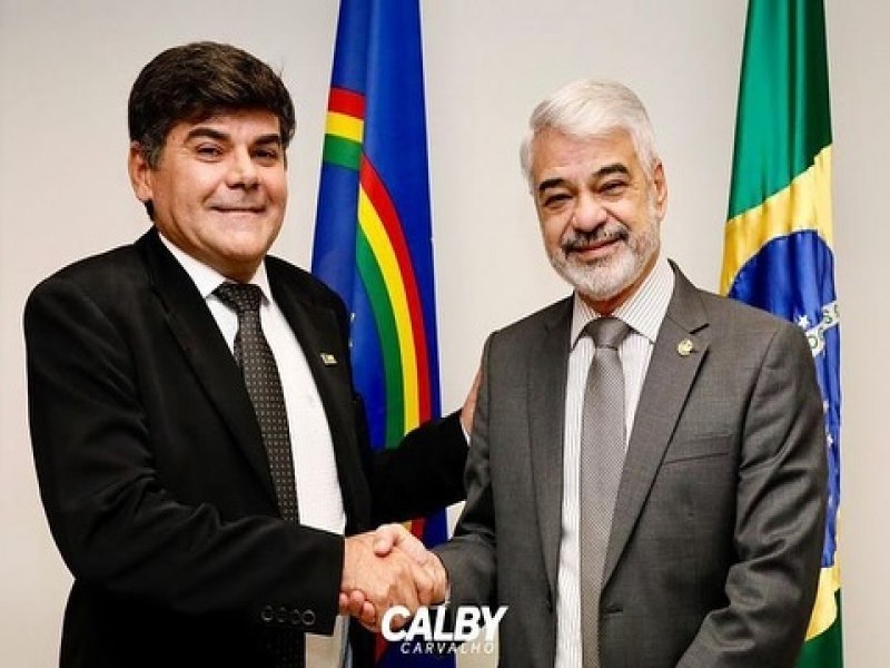 O prefeito eleito de Belm de So Francisco Calby Carvalho  cumpre agenda em Braslia e se rene com o senador Humberto Costa