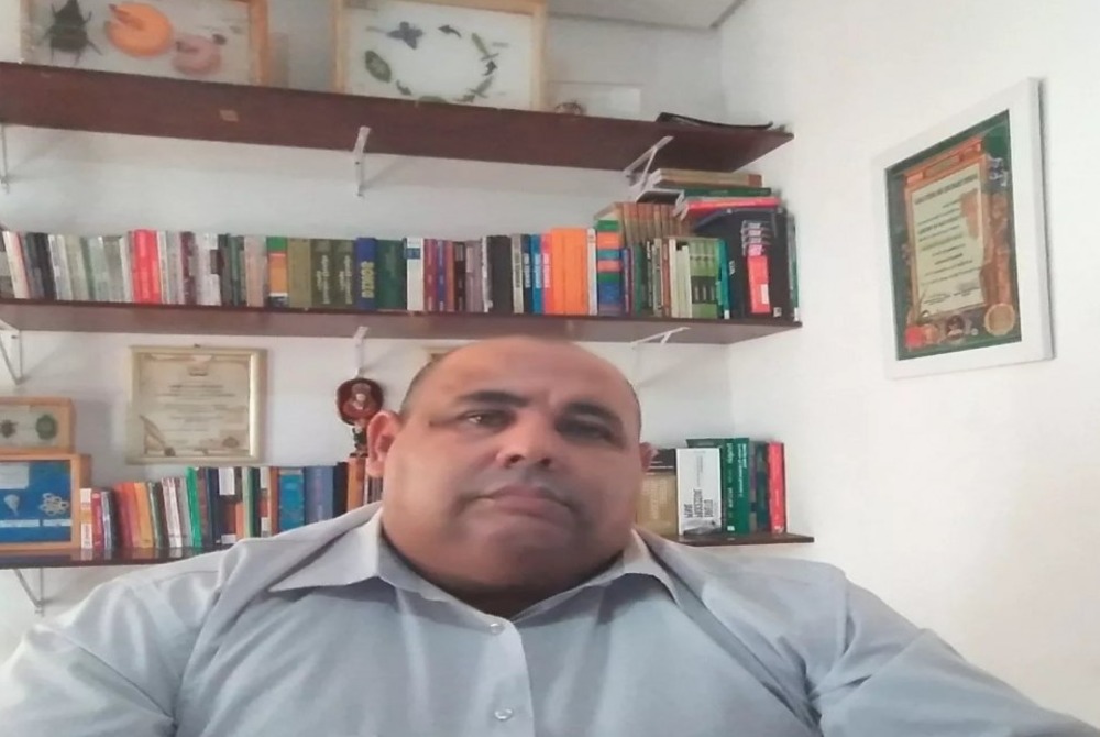 O Professor Inaldo Moreno de Sousa � reconhecido como um parceiro de longa data do portal Sert�o Eventos, um site focado na cobertura de eventos, not�cias e cultura na regi�o do Sert�o de Pernambuco.