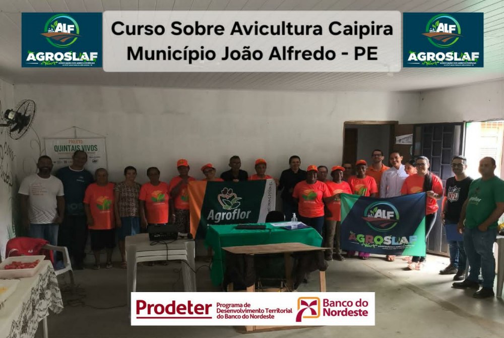 PRODETER BNB promove curso sobre avicultura caipira em Jo�o Alfredo (PE) 