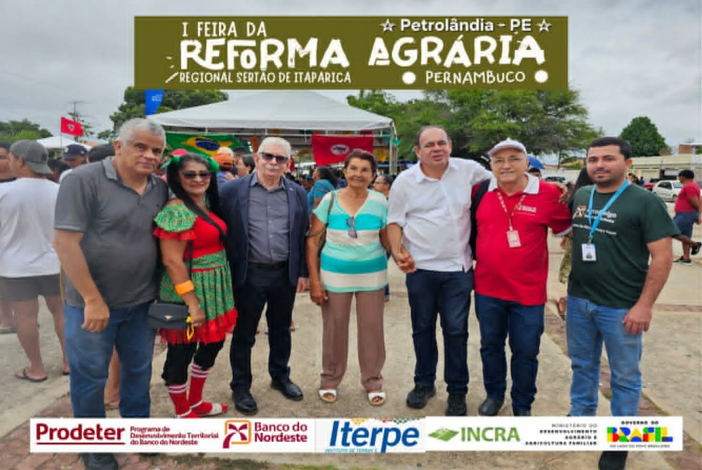 PRODETER Banco do Nordeste participa da 1� Feira da Reforma Agr�ria da Regional Sert�o de Itaparica em Petrol�ndia (PE)