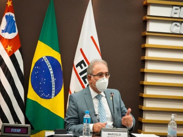Ministro diz que  possvel vacinar toda populao brasileira em 2021