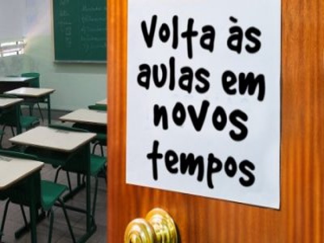 Governo de Serrita comunica retorno de aulas presenciais aps recesso escolar
