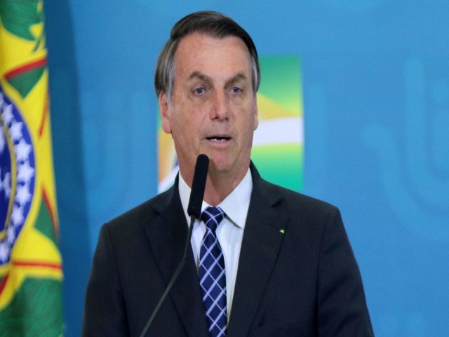 Reprovao do governo Bolsonaro salta de 39% para 50%, diz pesquisa