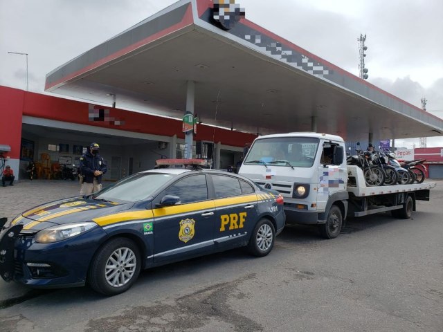 PRF recolhe 200 veculos irregulares e detm 11 pessoas durante operao em Pernambuco