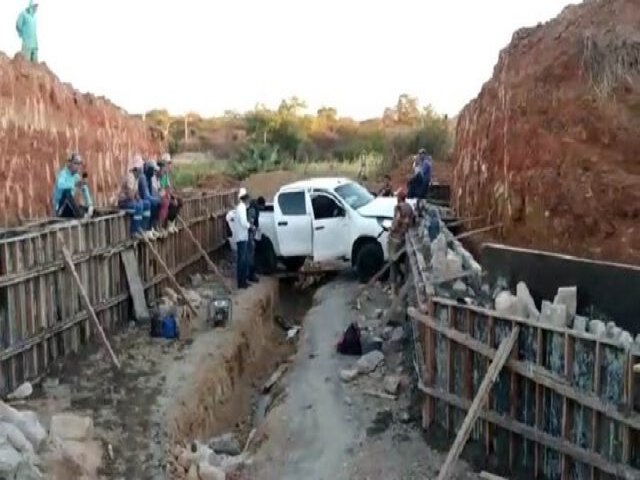 Carro que levava seguranas de Paulo Cmara sofre acidente entre Dormentes e Afrnio