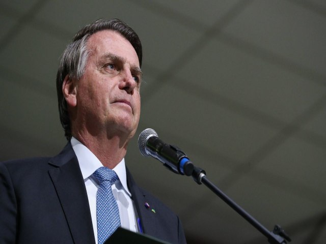 Bolsonaro decide vetar artigo que previa fundo eleitoral de R$ 5,7 bilhes