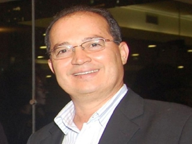 Jornalista Magno Martins tem nome ventilado para disputar vaga no Senado Federal