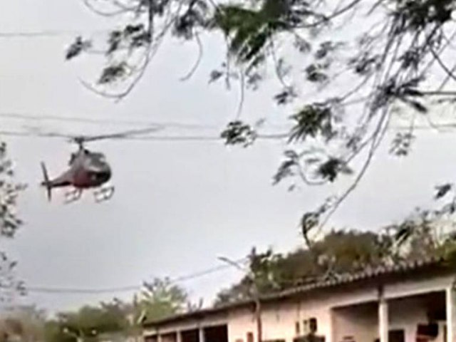 Bandidos sequestram helicptero no Rio para tentar chegar a presdio