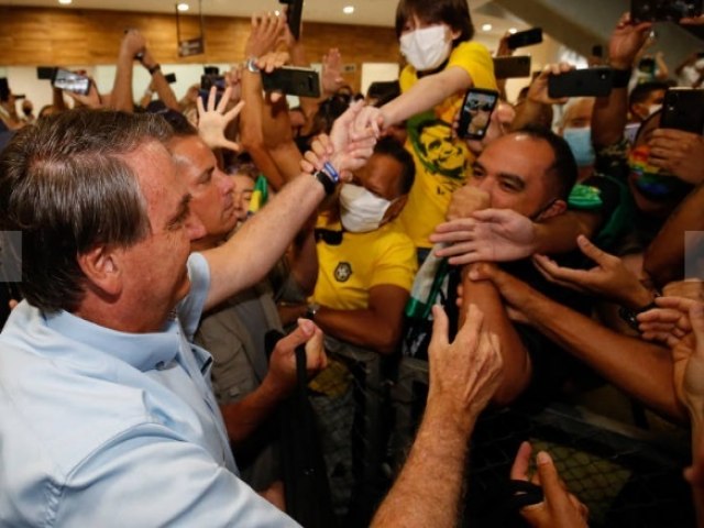 Governo Bolsonaro mira 2022 e quer ?sobra? do Bolsa Famlia para alimentos e cisternas no Nordeste