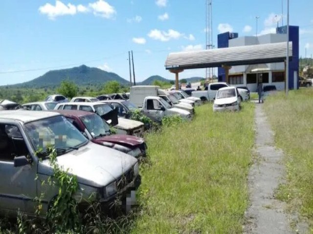 Pernambuco tem 20 mil veculos abandonados nas delegacias e batalhes