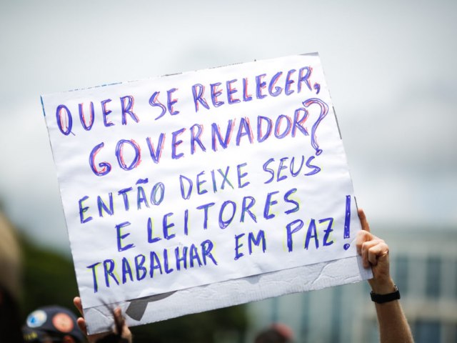 Avaliao dos governadores piora: trabalho  regular para 46% e ruim ou pssimo para 31%