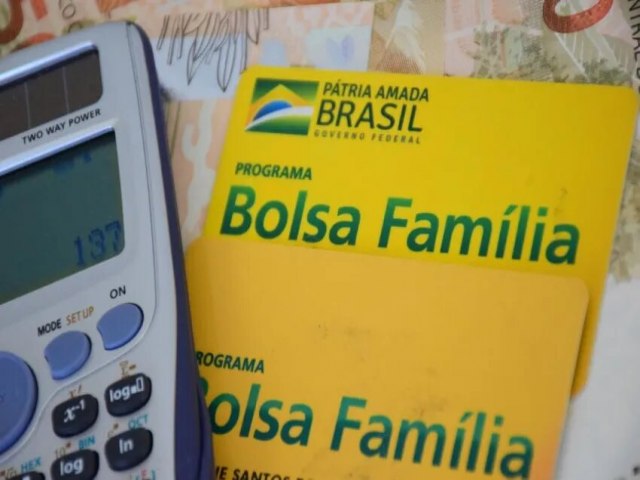 Veja quem ter direito ao Auxlio Brasil, que substitui o Bolsa Famlia