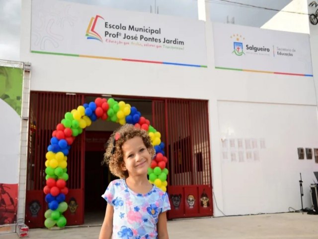 Salgueiro: Prefeito Dr. Marcones S inaugura Escola Municipal Jos Pontes Jardim