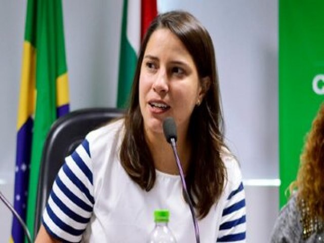 Prefeita de Caruaru, Raquel Lyra larga na frente pelo governo de Pernambuco