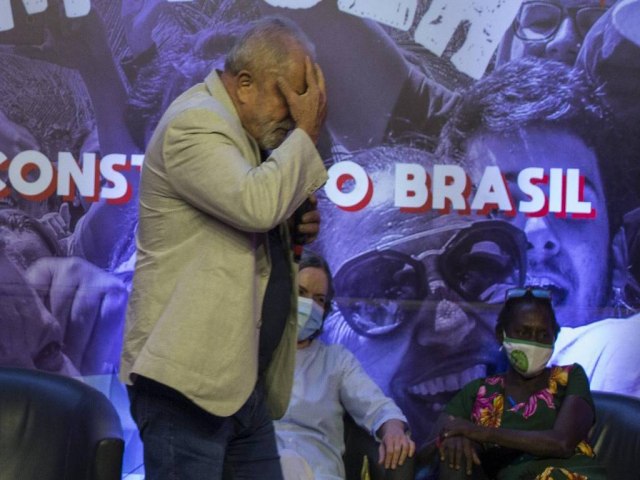 WhatsApp suspende contas do PT e restringe grupos de comunicação de Lula