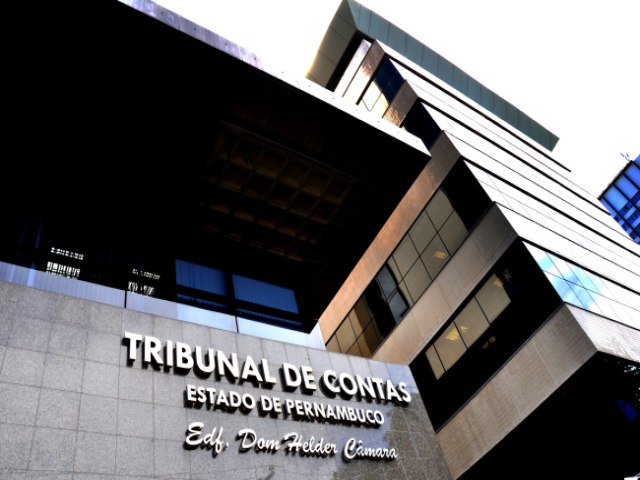 Estudo do Tribunal de Contas de Pernambuco aponta municpios com contabilidade em situao crtica