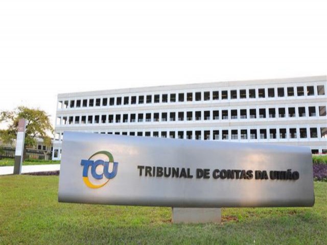 TCU confirma desvio na educao de Pernambuco