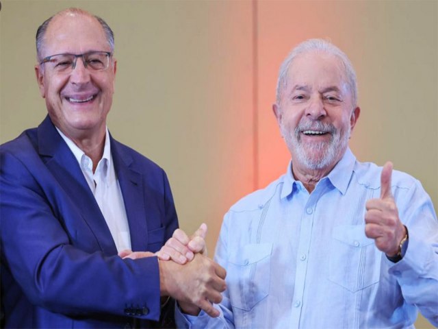 Pré-candidatura de Lula será lançada em maio, diz PT