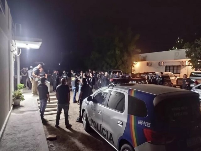 Polícia Civil deflagra operação em cidades do Sertão de Pernambuco contra tráfico de drogas e lavagem de dinheiro