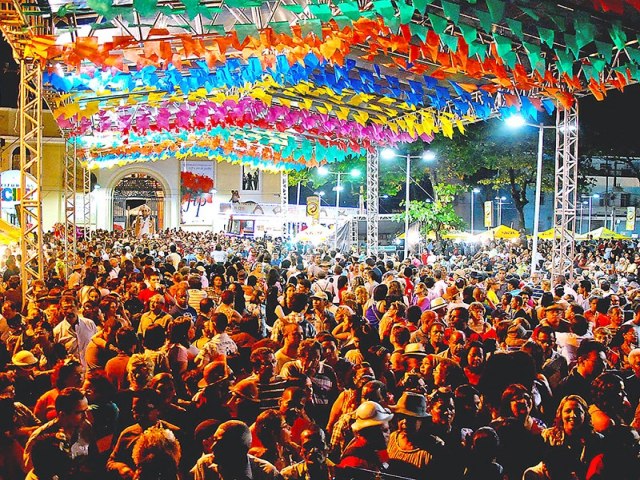 São João é cancelado em diversos municípios de Pernambuco; Recife suspende a festa