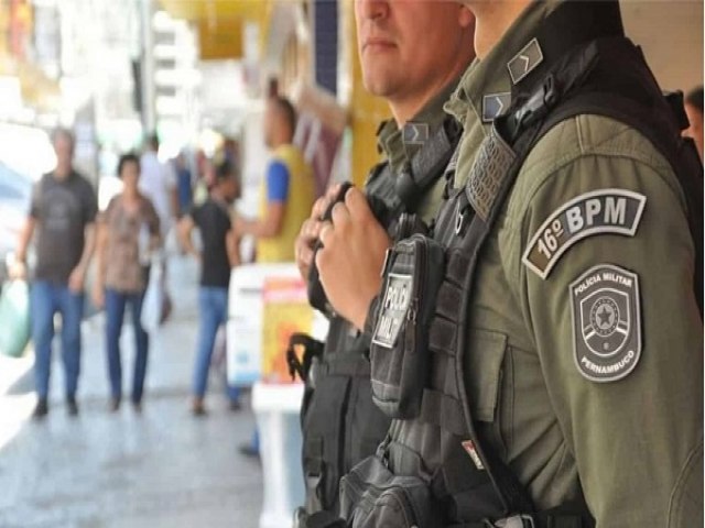 Com déficit de 10.950 policiais militares, secretário de Defesa Social confirma concursos em Pernambuco