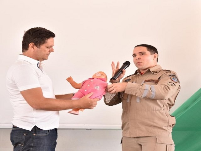 Equipes das escolas municipais de Bodoc participam de treinamento bsico de primeiros socorros