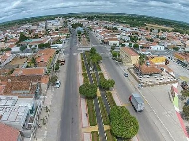 Desfile cvico do aniversrio de 94 anos de Cabrob focar no desenvolvimento sustentvel