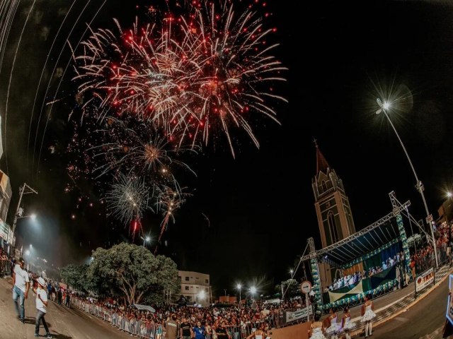 Araripina celebra 94 anos com inauguraes,eventos culturais e esportivos