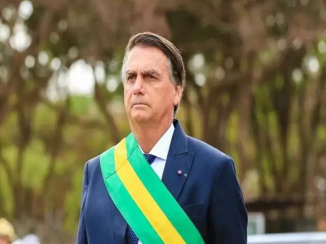 Bolsonaro em caso de derrota: 'Vou passar a faixa e me recolher'