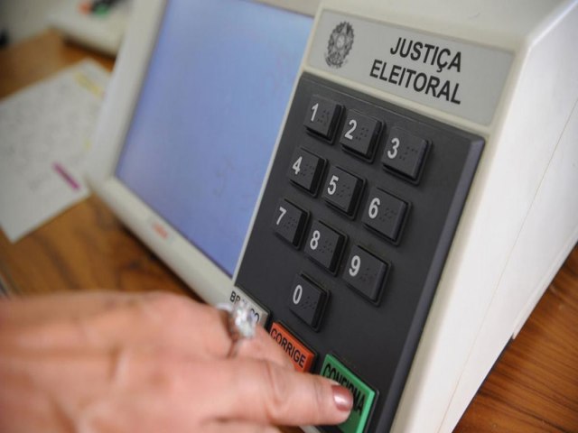 Para qual cargo se vota primeiro neste segundo turno? Confira a ordem de votao nas urnas