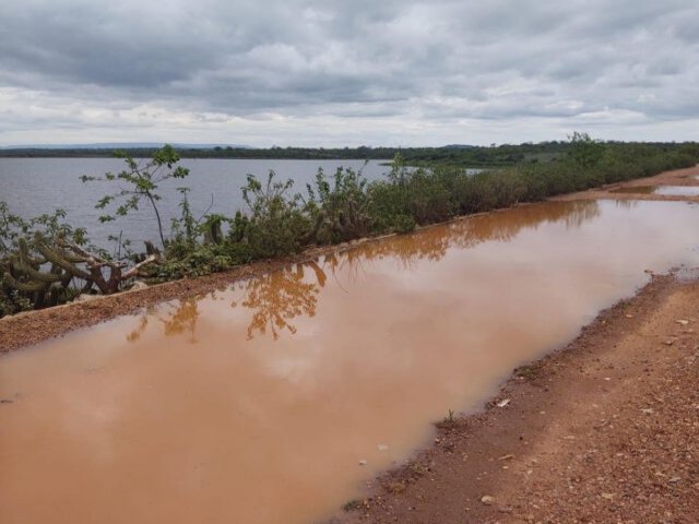 Parnamirim-PE: Crateras na parede da barragem dos Cachinhos preocupa moradores da regio