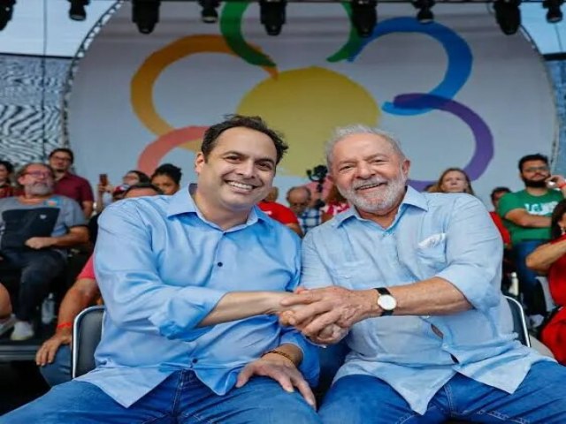 Convocado para equipe de transio de Lula, cresce expectativa para Paulo Cmara ocupar ministrio