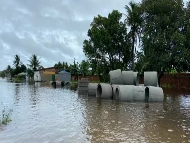 Bahia tem cinco cidades em situao de emergncia por causa da chuva e mais de 3.500 pessoas desalojadas