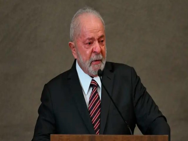 Lula chora e desabafa aps ser diplomado no TSE