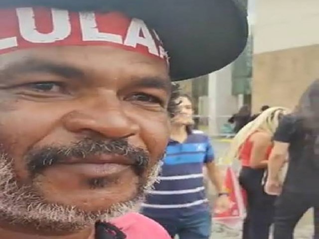 Morador de Afrnio-PE pedala mais de 2 mil km para prestigiar posse de Lula
