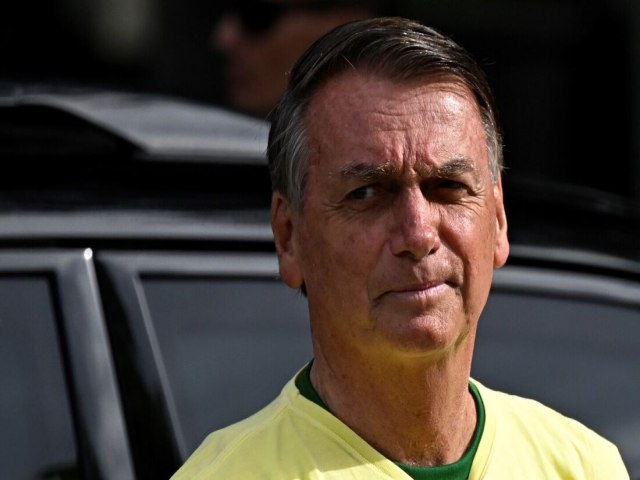 Bolsonaro gastou R$ 75 milhes com carto corporativo, quase o triplo do que havia sido divulgado