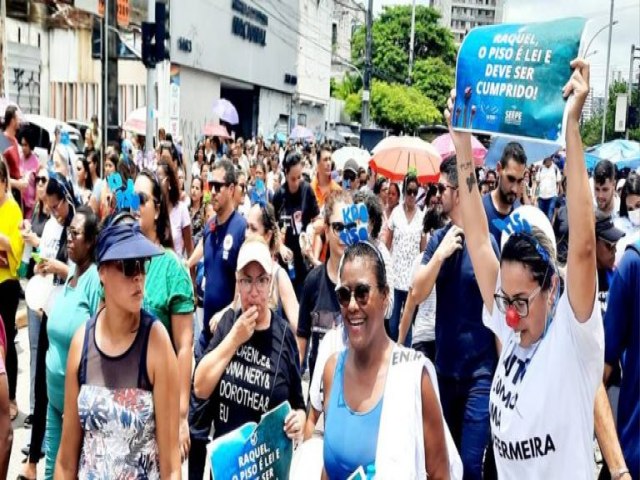 Enfermeiros, auxiliares e tcnicos vo deflagrar estado de greve em maro