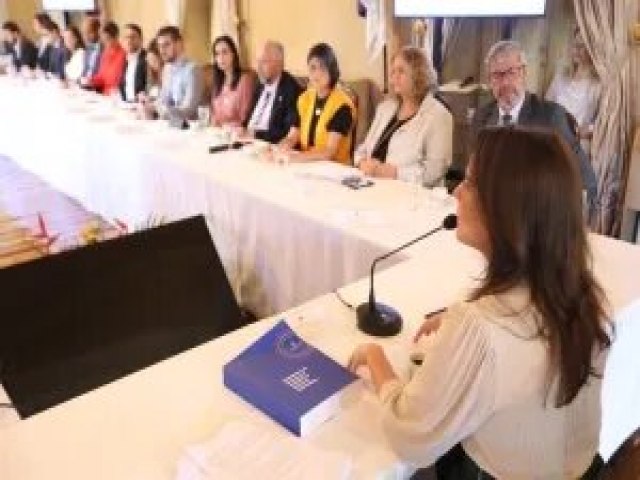 No 100 dia de gesto, Governadora Raquel Lyra apresenta relatrio de como encontrou Governo de PE e aponta aes realizadas para mudar o Estado