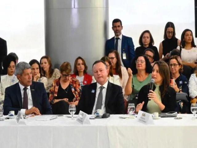 Raquel Lyra participa de reunio com Lula sobre violncia nas escolas